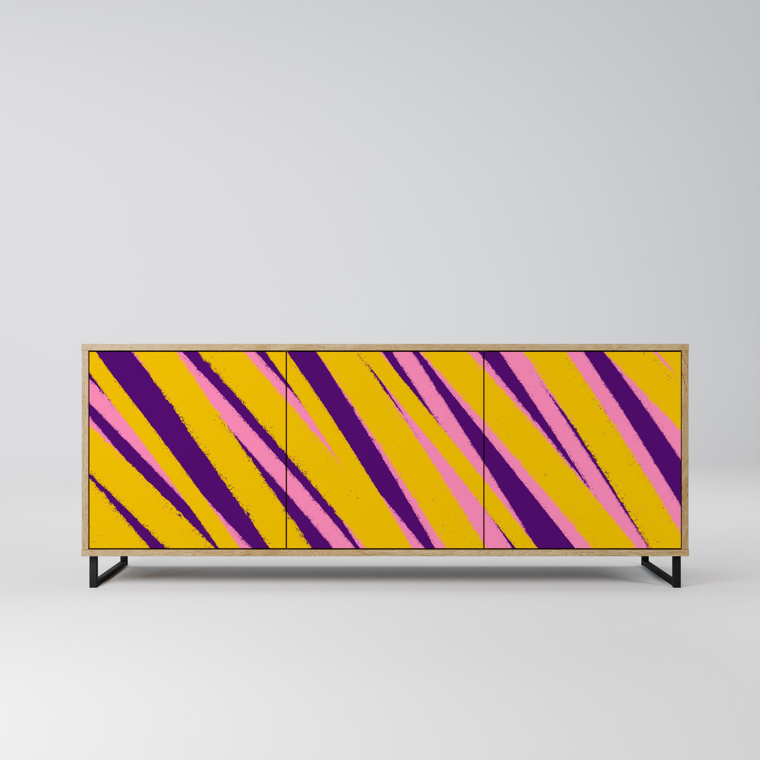 DREAMS COME TRUE 3-Door Sideboard in Oak Effect