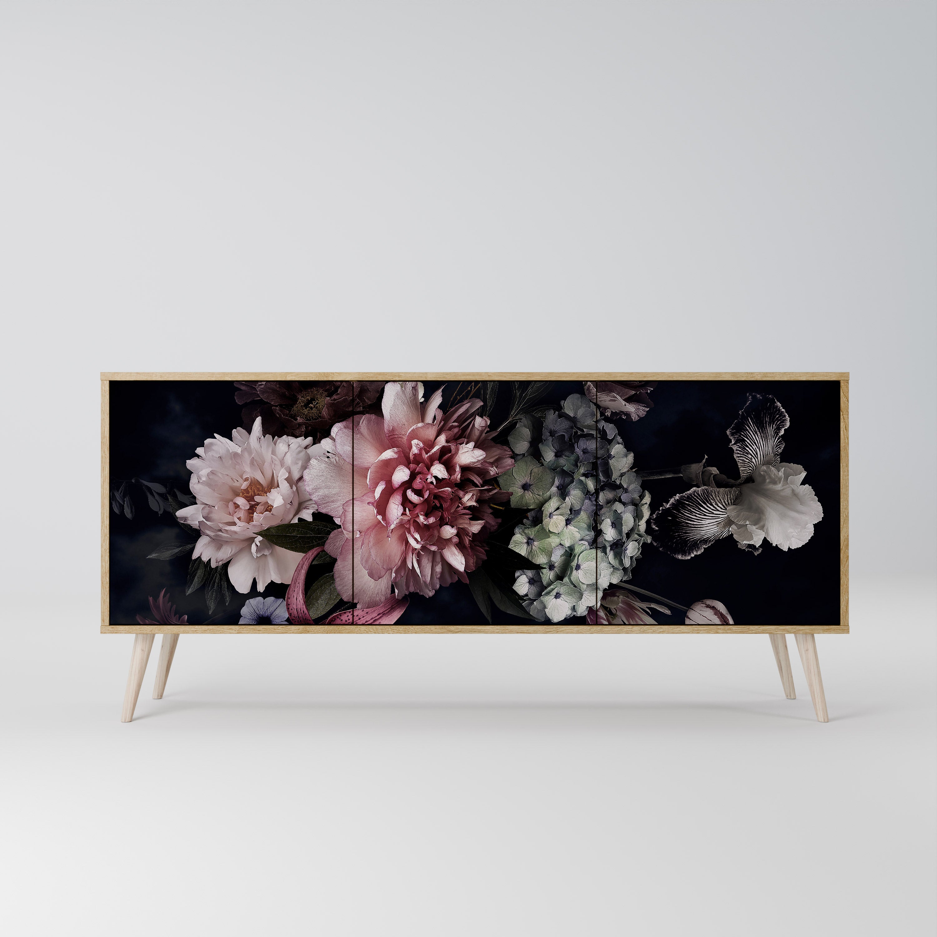 PURE BLOSSOM 3-Door Sideboard in Oak Effect