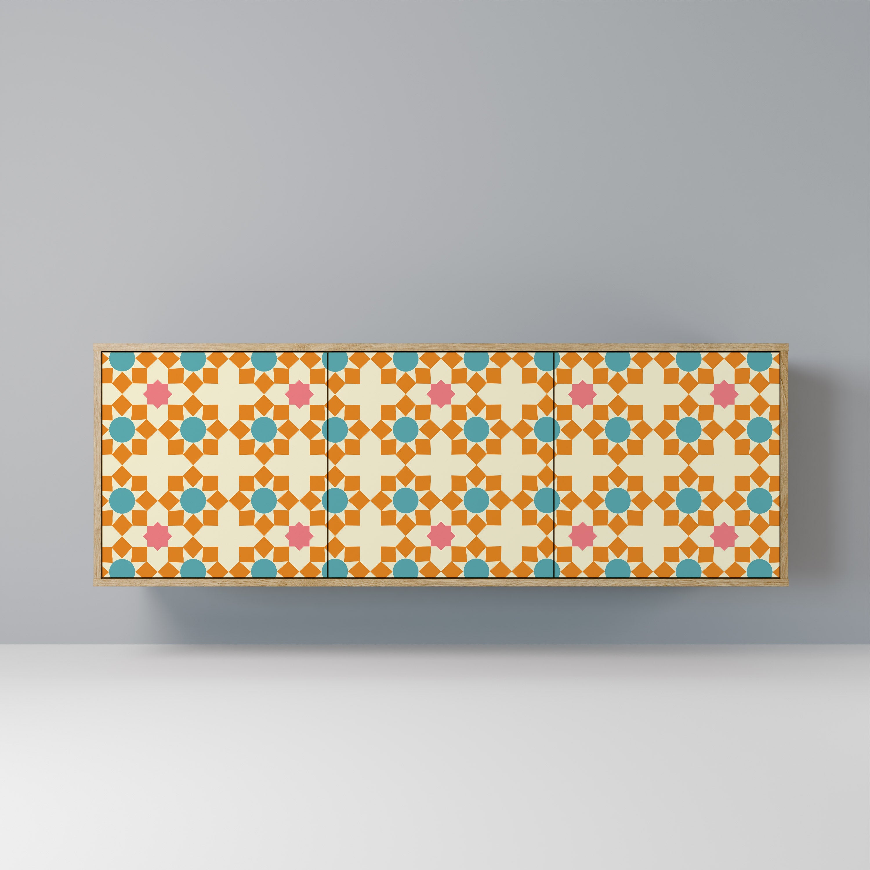 FLORAL DECOR 3-Door Sideboard in Oak Effect