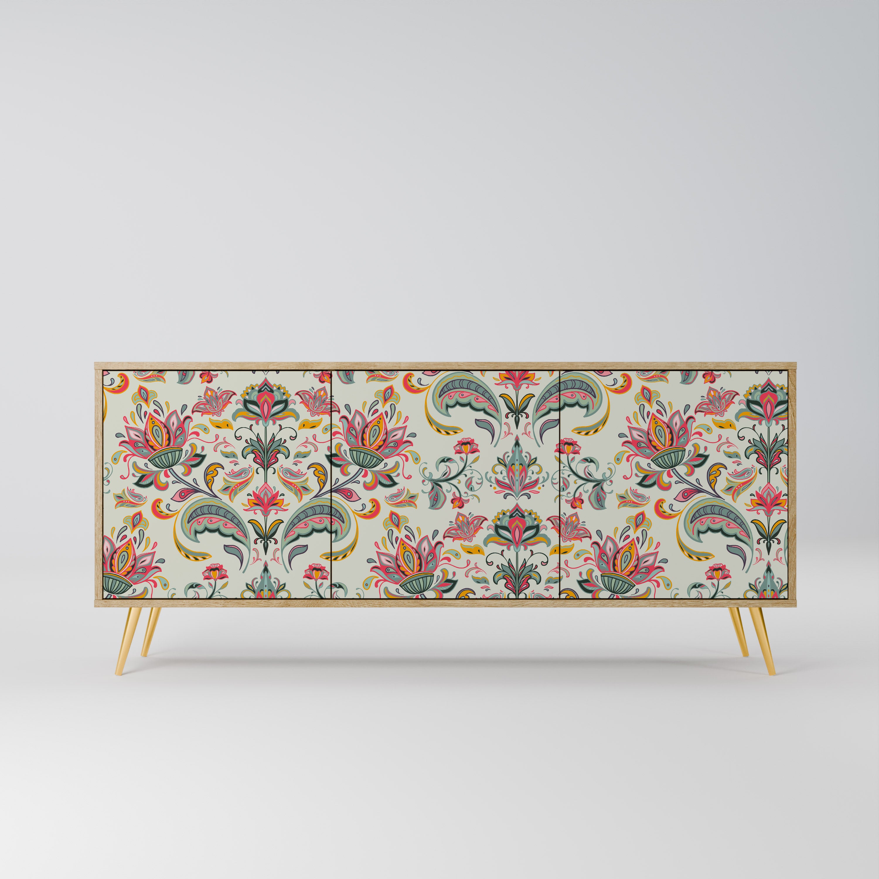 ORGANIC FOLKLORE 3-Door Sideboard in Oak Effect