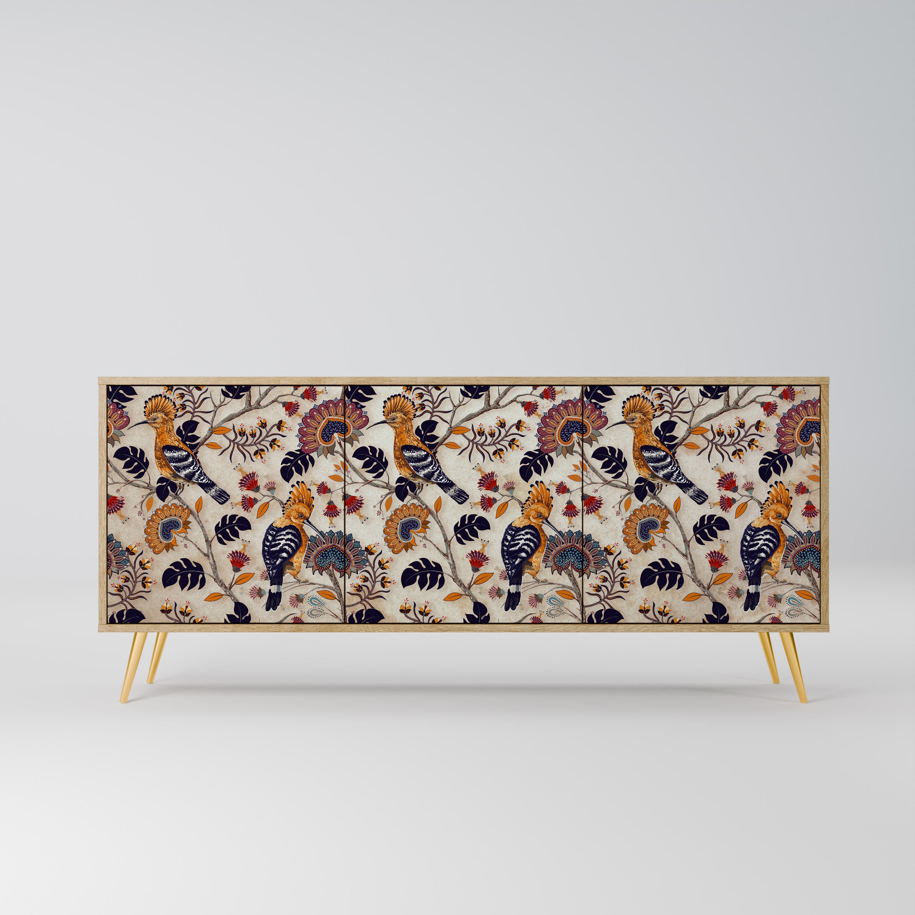 EMINENT HOOPOE 3-Door Sideboard in Oak Effect