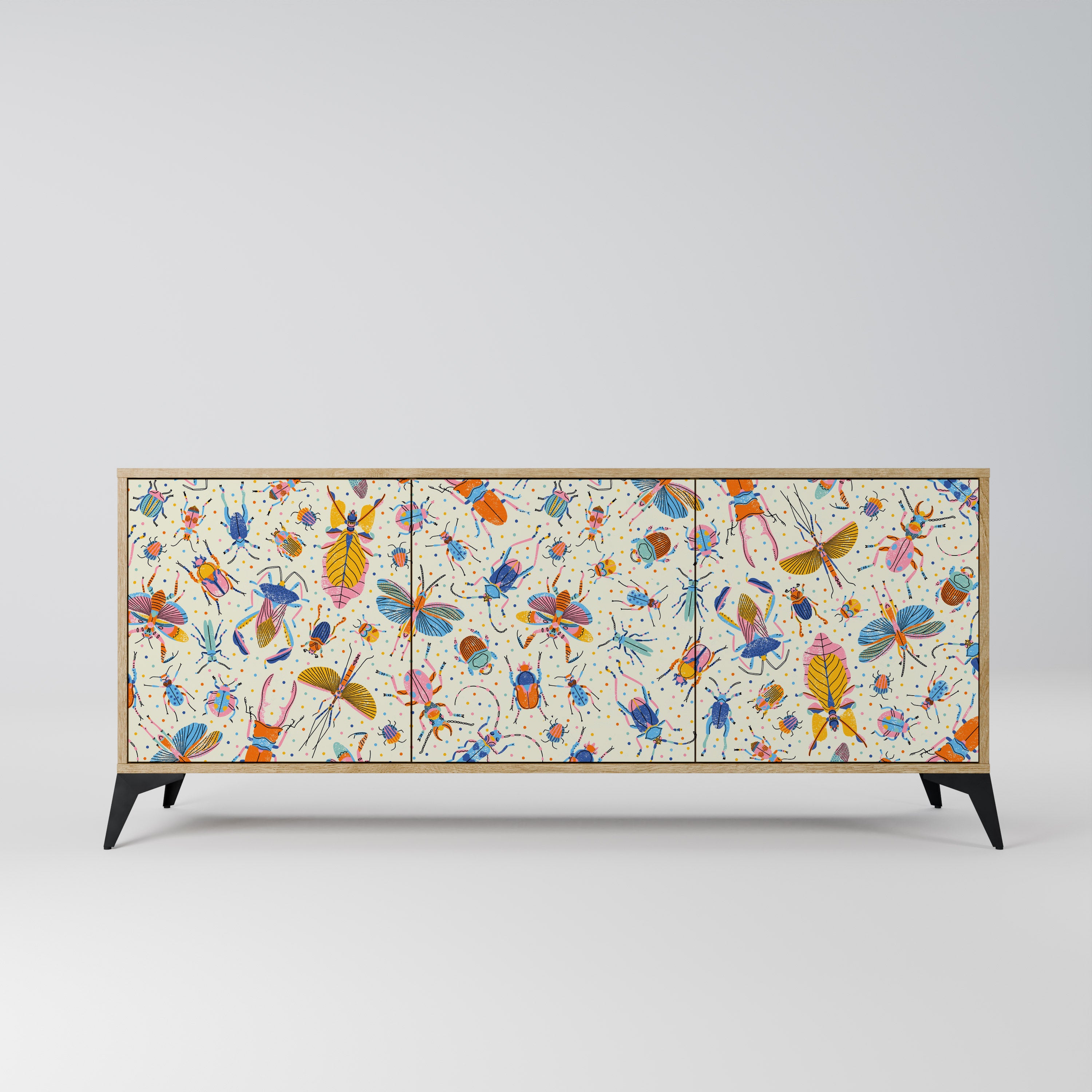 COLORFUL INSECTS 3-Door Sideboard in Oak Effect