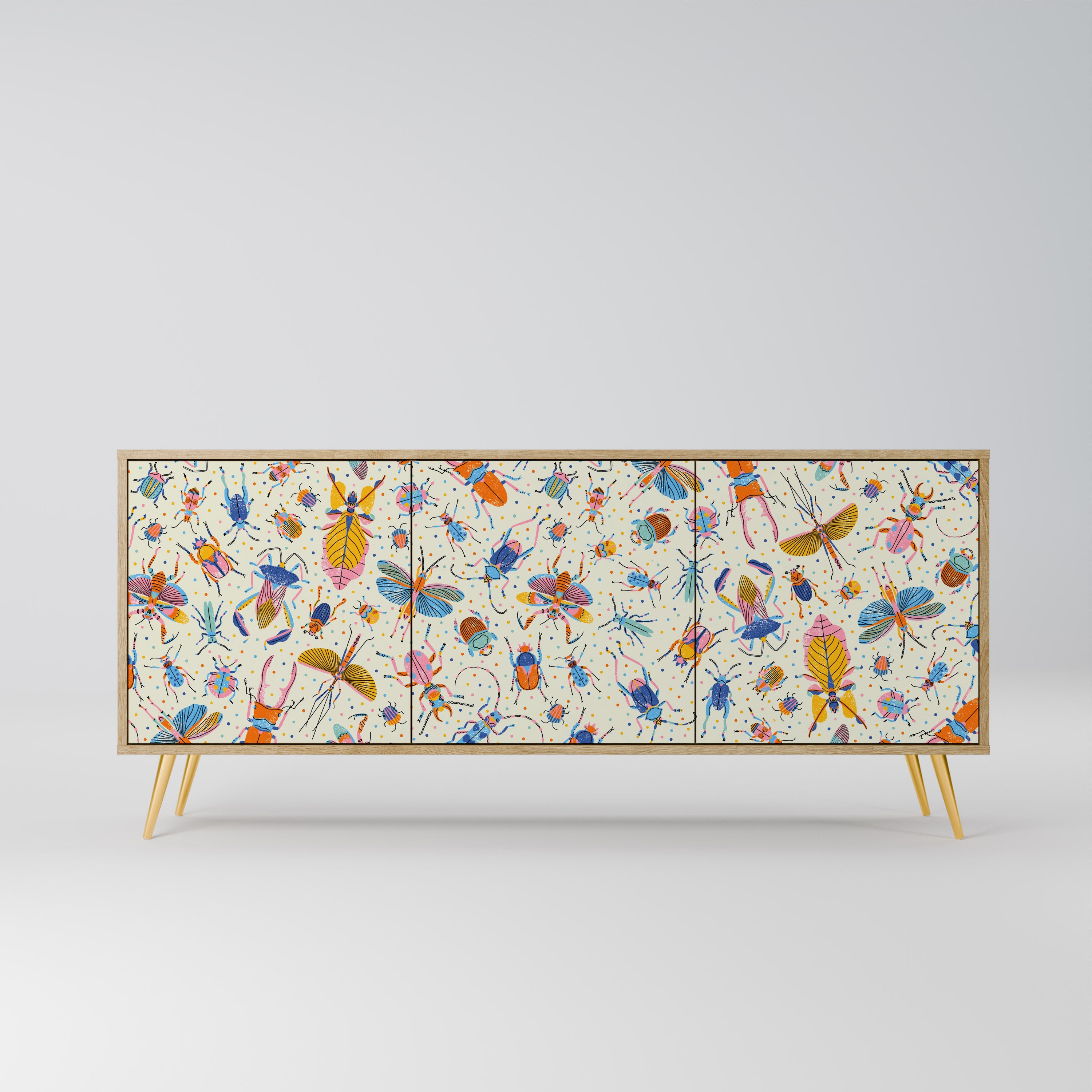 COLORFUL INSECTS 3-Door Sideboard in Oak Effect