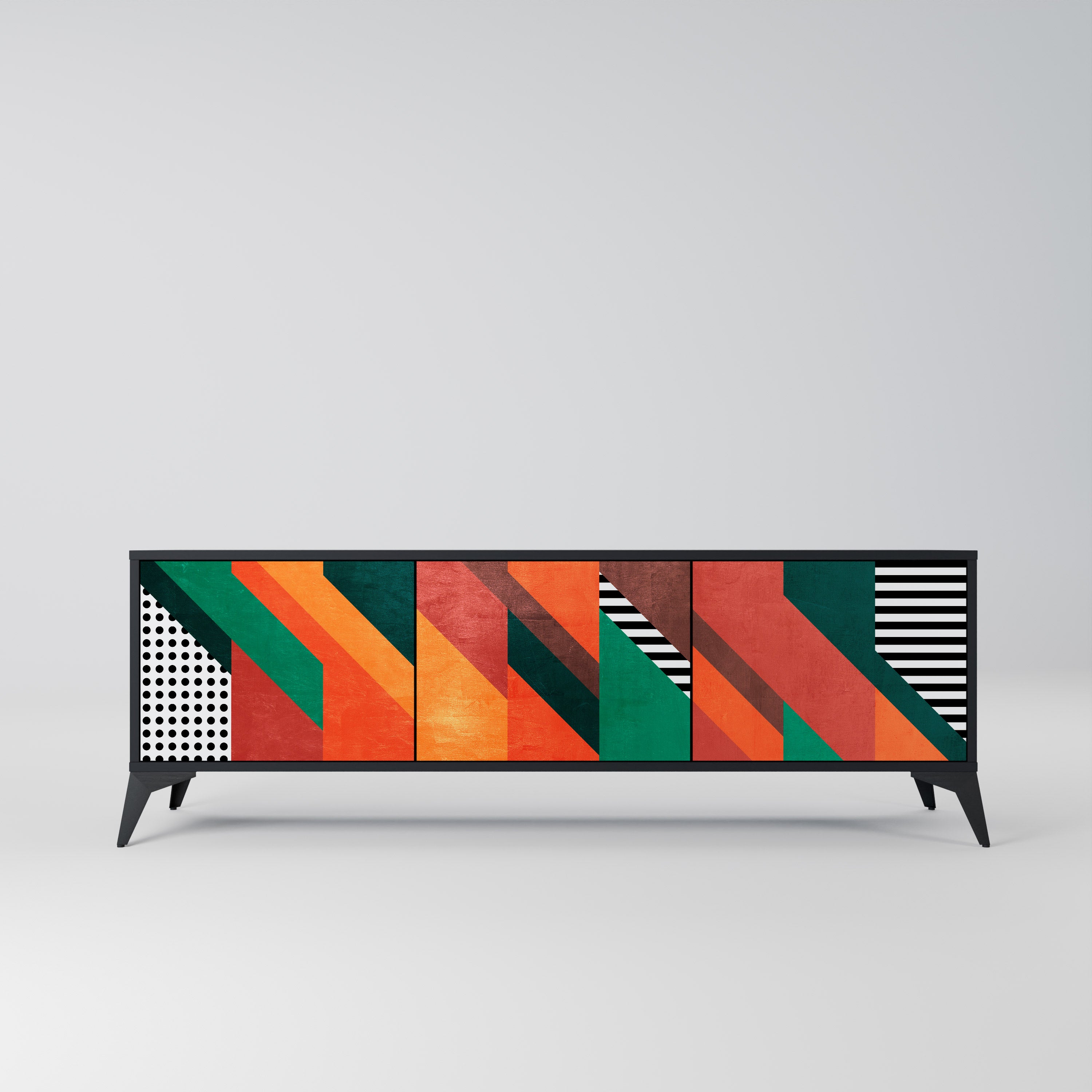 Mueble de TV de 3 puertas MAKESHIFT ARTISTRY con acabado negro