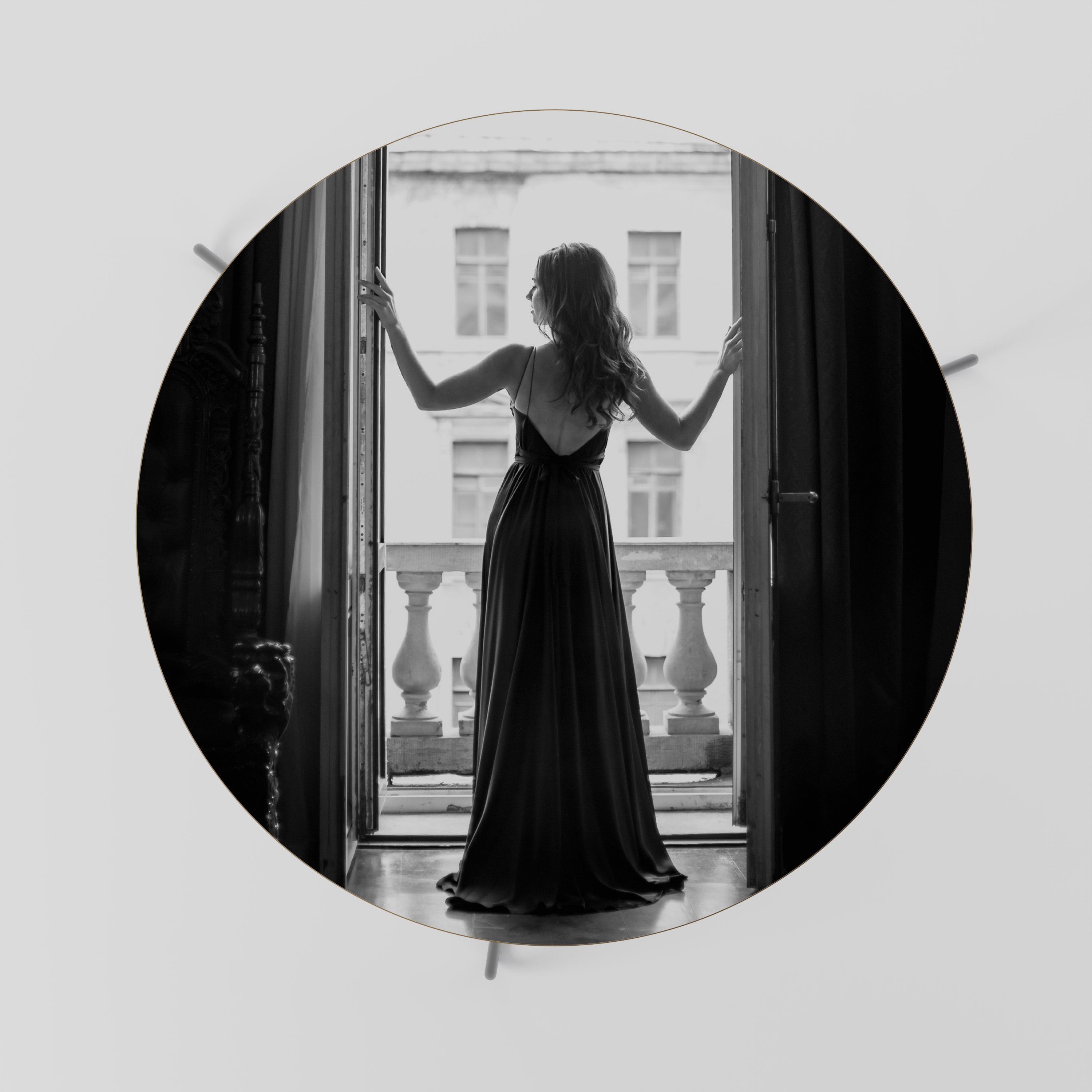 VENTANA A LAS MARAVILLAS Mesa de centro 69