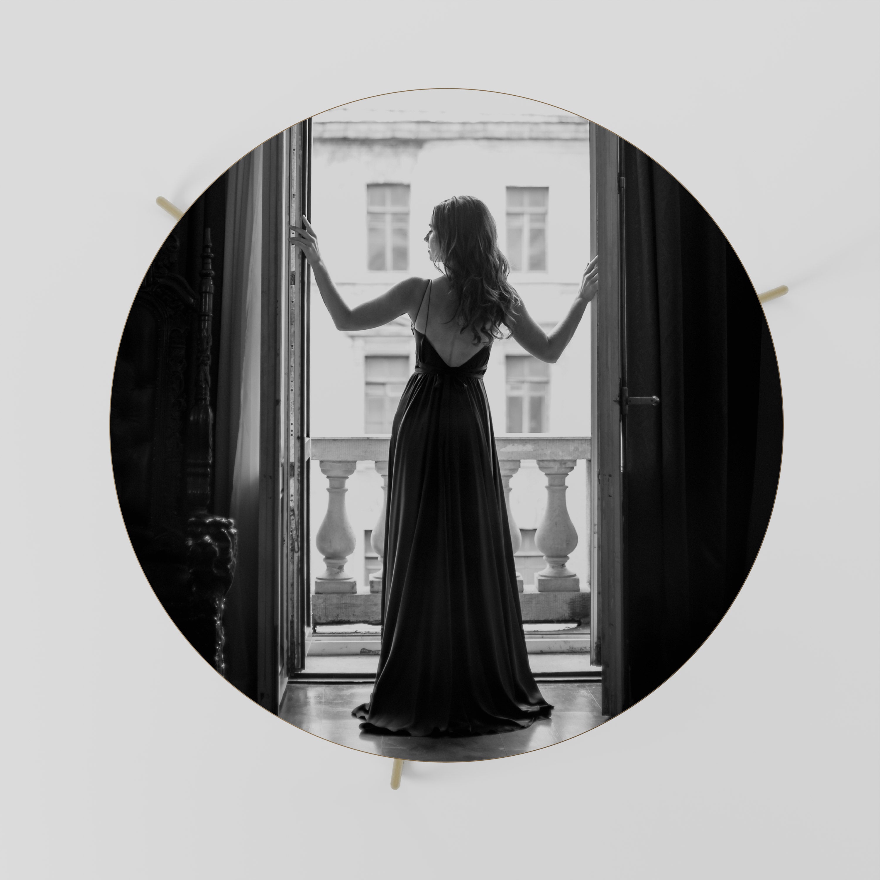 VENTANA A LAS MARAVILLAS Mesa de centro 69