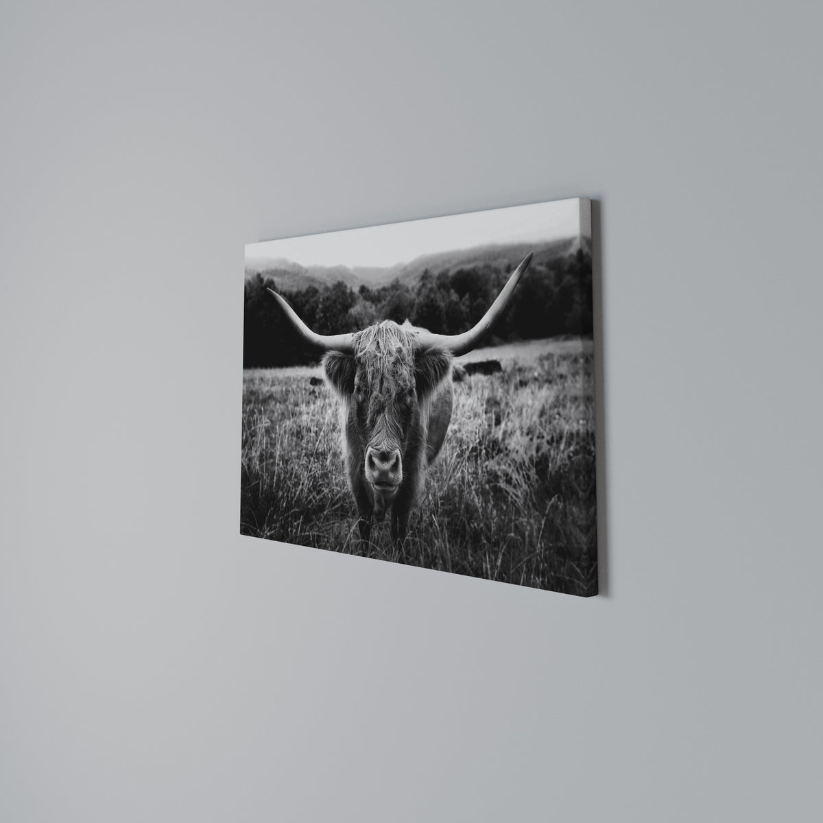 HORNED HERO IN FOCUS Cuadro en lienzo horizontal
