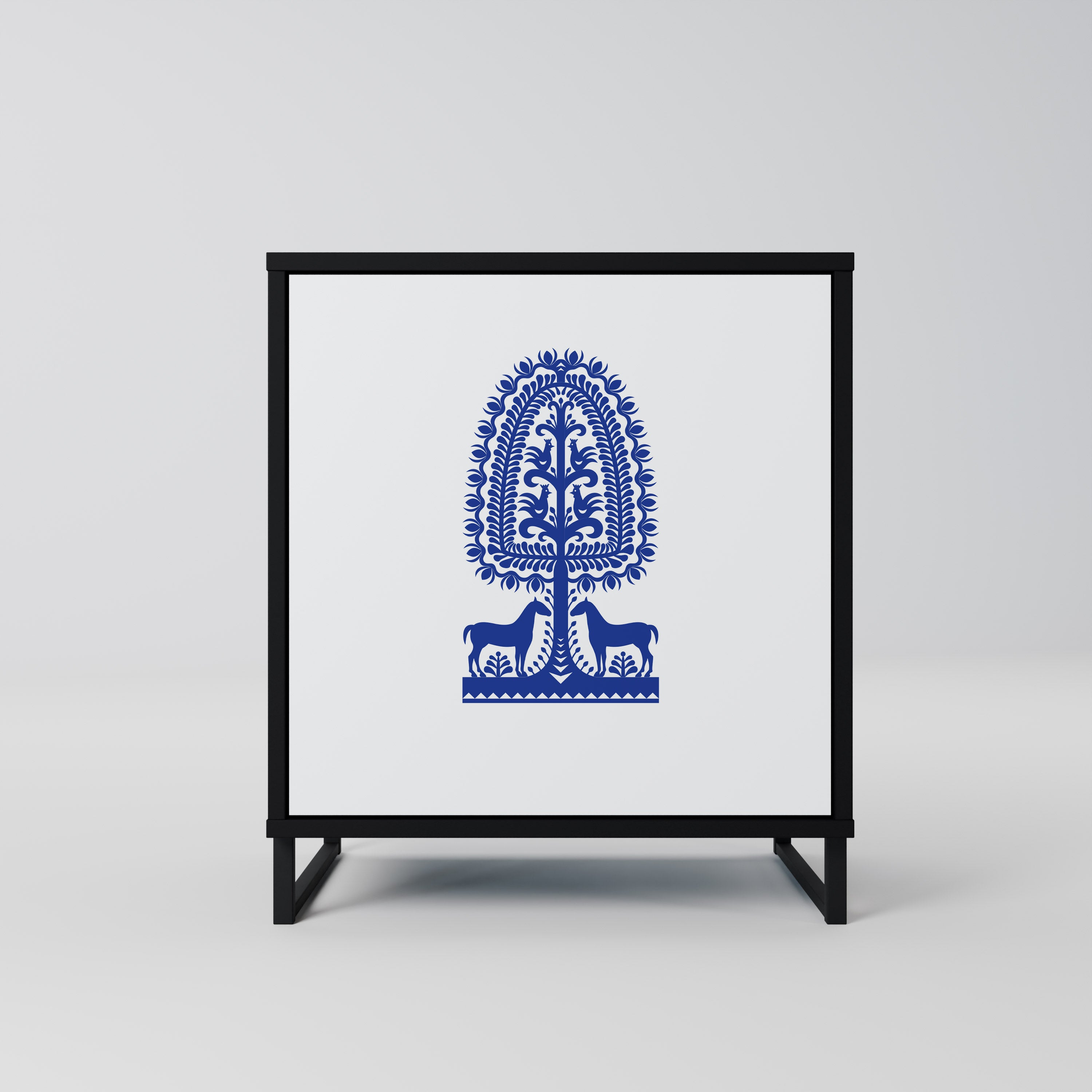 Aparador de una puerta de arte popular polaco en acabado negro