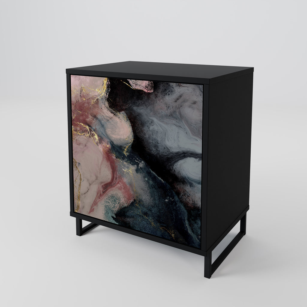 Aparador de una puerta con remolinos dorados en acabado negro