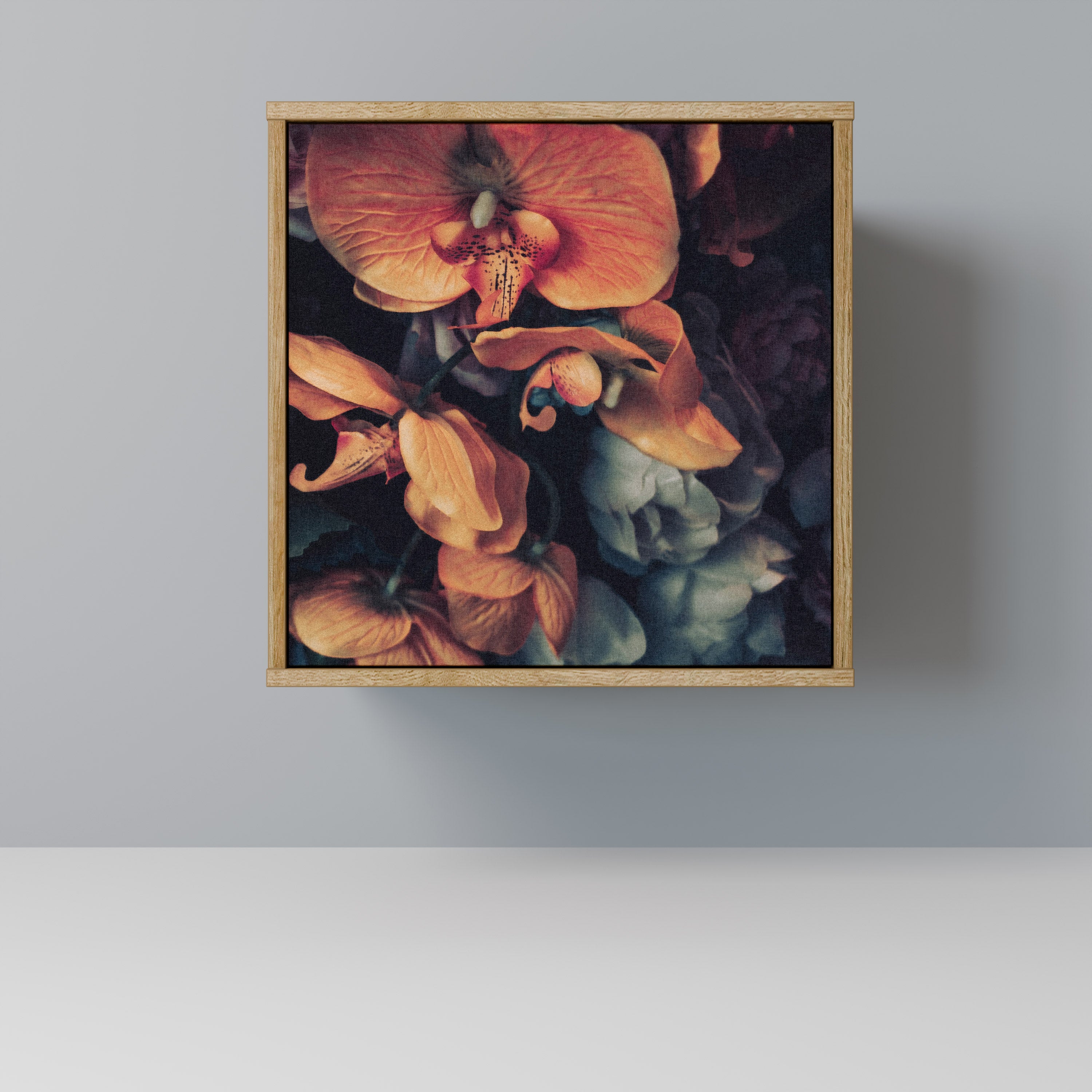 Aparador NEVERENDING BLOOM de 1 puerta con acabado roble