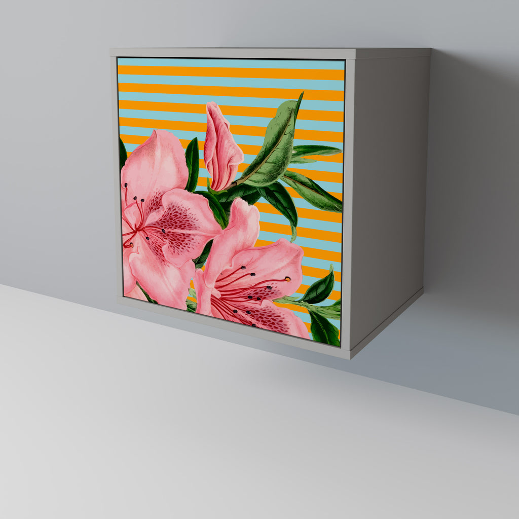 Aparador de 1 puerta FRAGILE BEAUTY en acabado gris