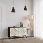 PATTERNED PRISM Aparador de 2 Puertas en Acabado Negro