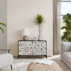 PIECES OF TOMORROW Aparador de 2 Puertas en Acabado Negro