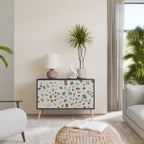 PIECES OF TOMORROW Aparador de 2 Puertas en Acabado Negro