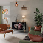 PURE BLOSSOM Aparador de 2 Puertas en Acabado Negro