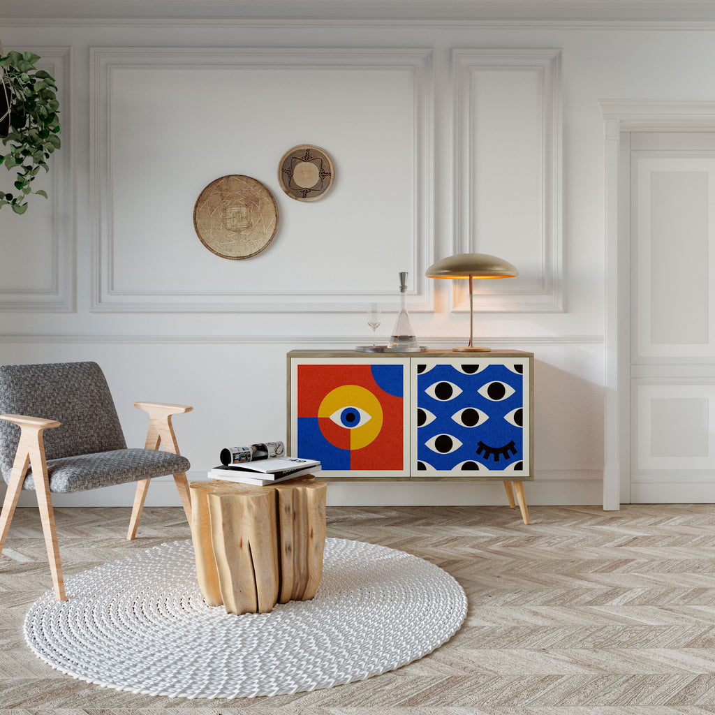 GEOMETRIC EYES 2-Door Sideboard in Oak Effect
