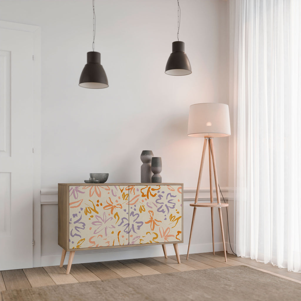 Aparador SPRING WHIMSY de 2 puertas con efecto roble