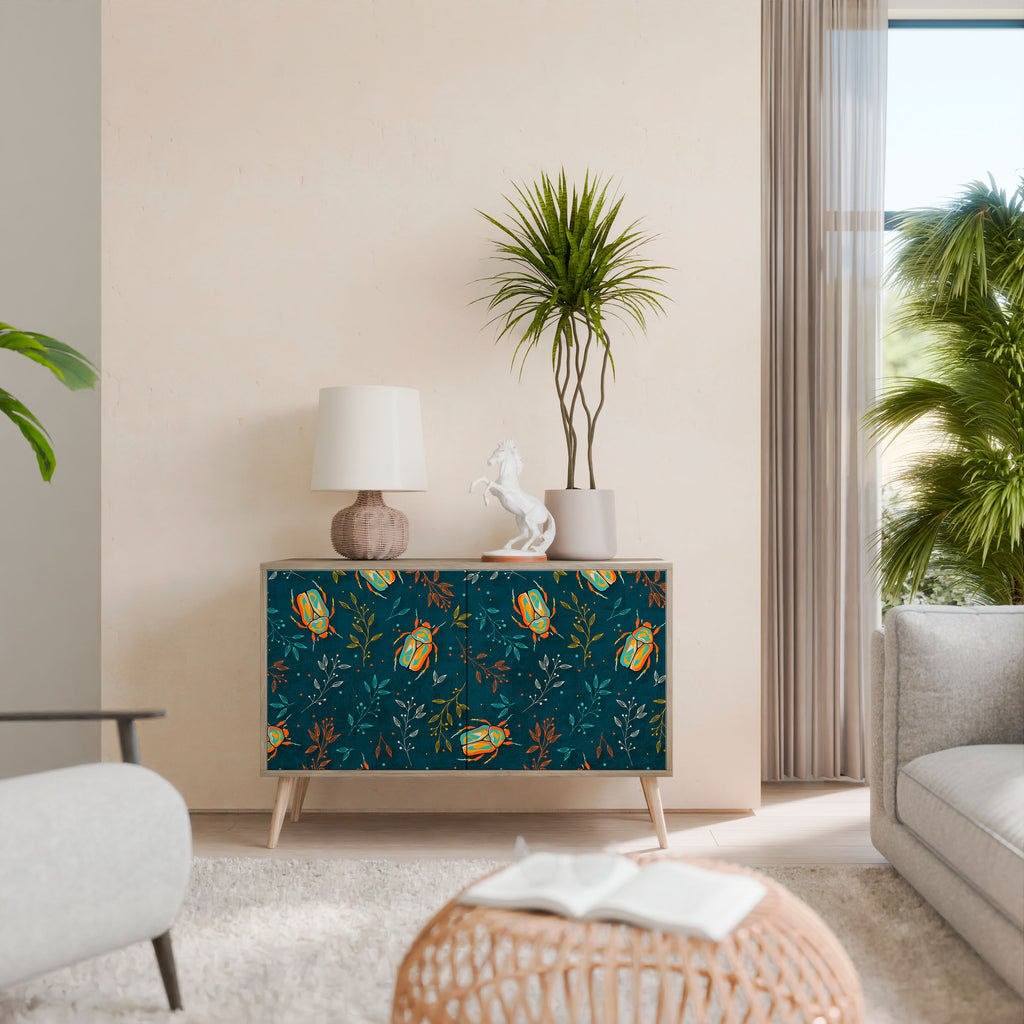 AUTUMN INSECTS 2-Door Sideboard in Oak Effect