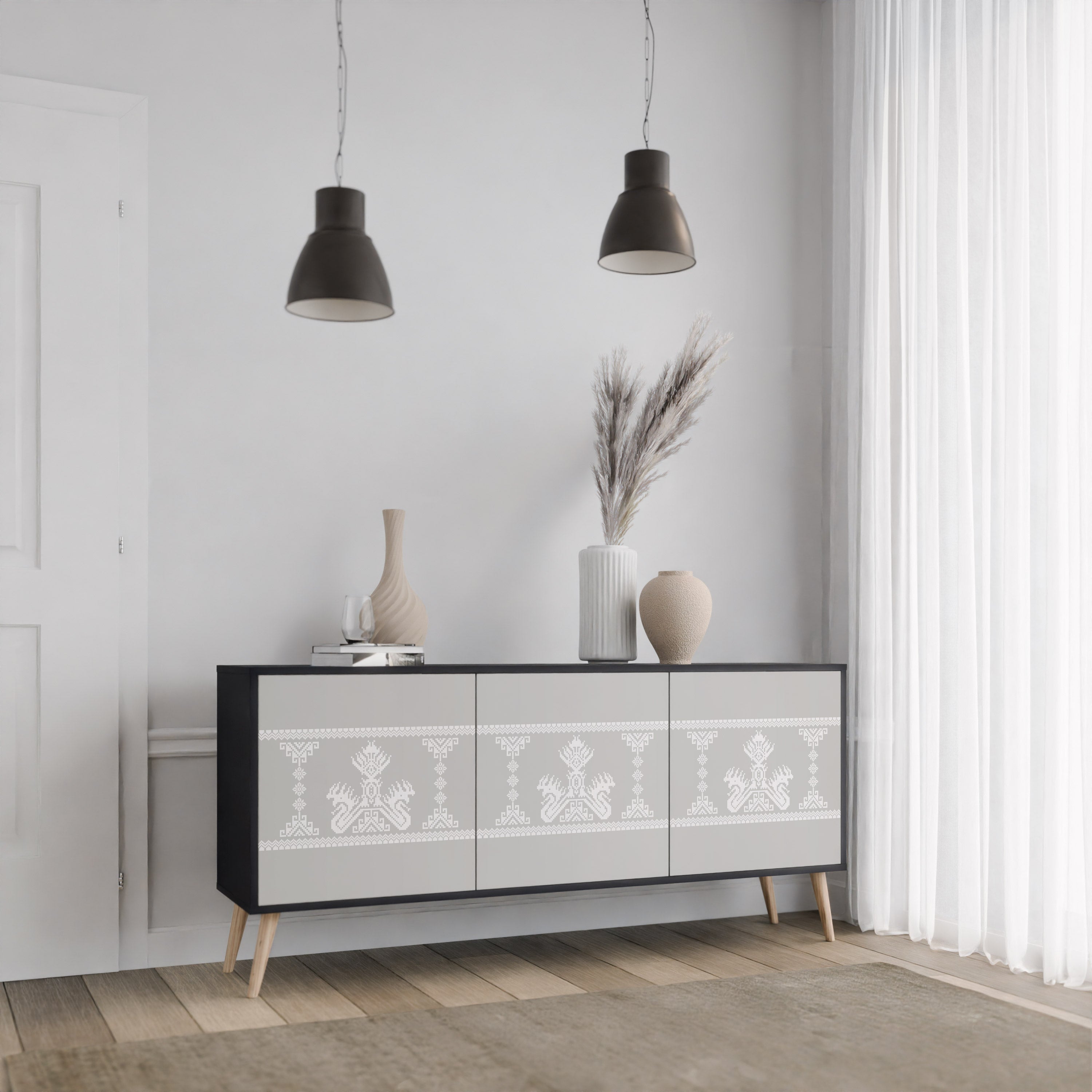 Aparador THAI GRAY de 3 puertas con acabado negro