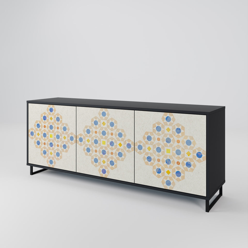 Aparador de 3 puertas con diseño de prisma en acabado negro