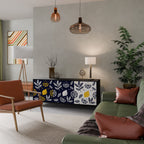 CITRUS BLACK AND WHITE Aparador de 3 Puertas en Acabado Negro