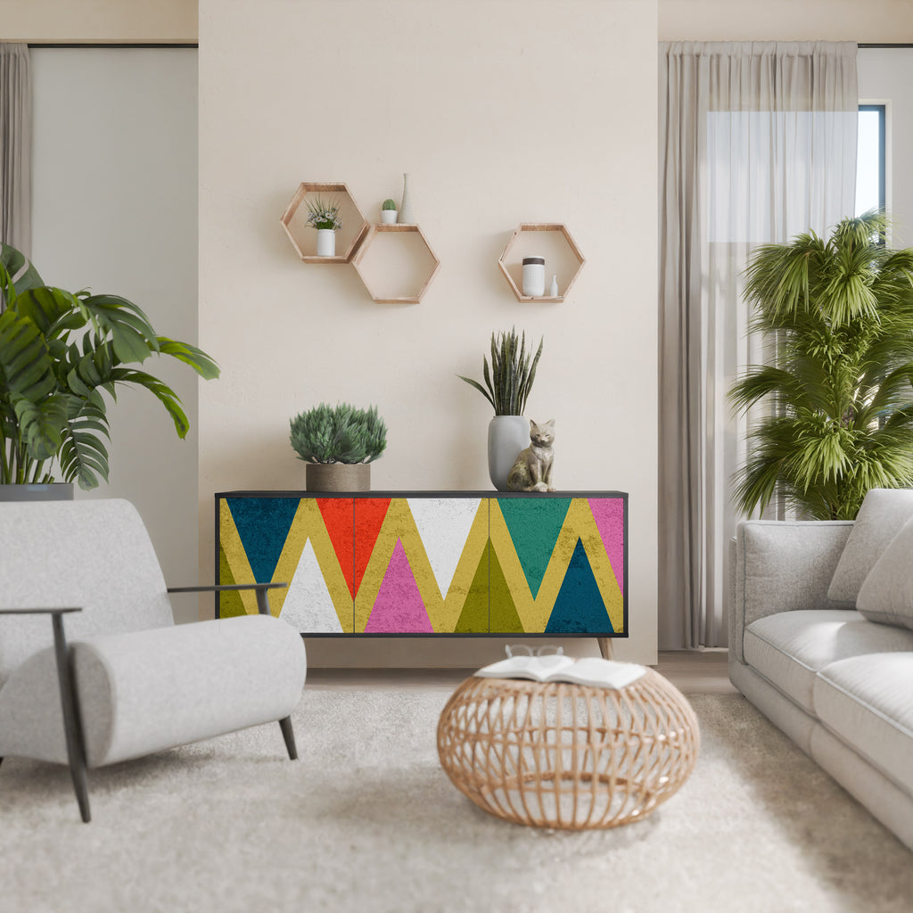 Aparador de 3 puertas COLORFUL TRIANGLES en acabado negro