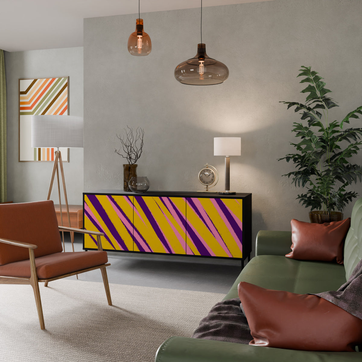 DREAMS COME TRUE 3-Door Sideboard