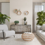 SLIGHTLY BLURRED Aparador de 3 Puertas en Acabado Negro