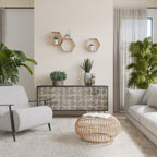 SLIGHTLY BLURRED Aparador de 3 Puertas en Acabado Negro