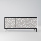 PASSING SECONDS Aparador de 3 Puertas en Acabado Negro