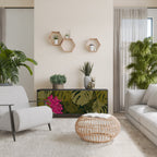 TROPICAL BEAUTY Aparador de 3 Puertas en Acabado Negro