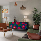 SPRING THOUGHTS Aparador de 3 Puertas en Acabado Negro