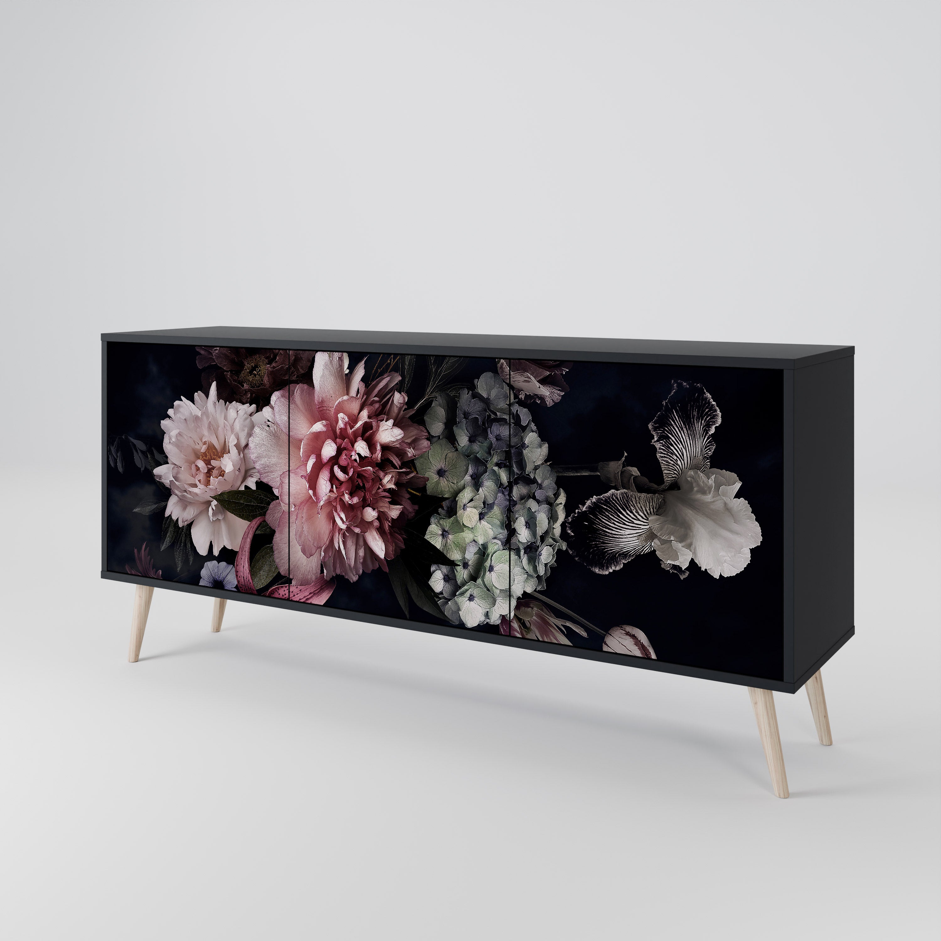 PURE BLOSSOM 3-Door Sideboard
