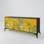 Aparador YELLOW CHINOISERIE de 3 puertas con acabado negro