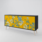 Aparador YELLOW CHINOISERIE de 3 puertas con acabado negro
