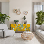 Aparador YELLOW CHINOISERIE de 3 puertas con acabado negro