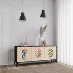 MYTHOLOGICAL CREATURES Aparador de 3 Puertas en Acabado Negro