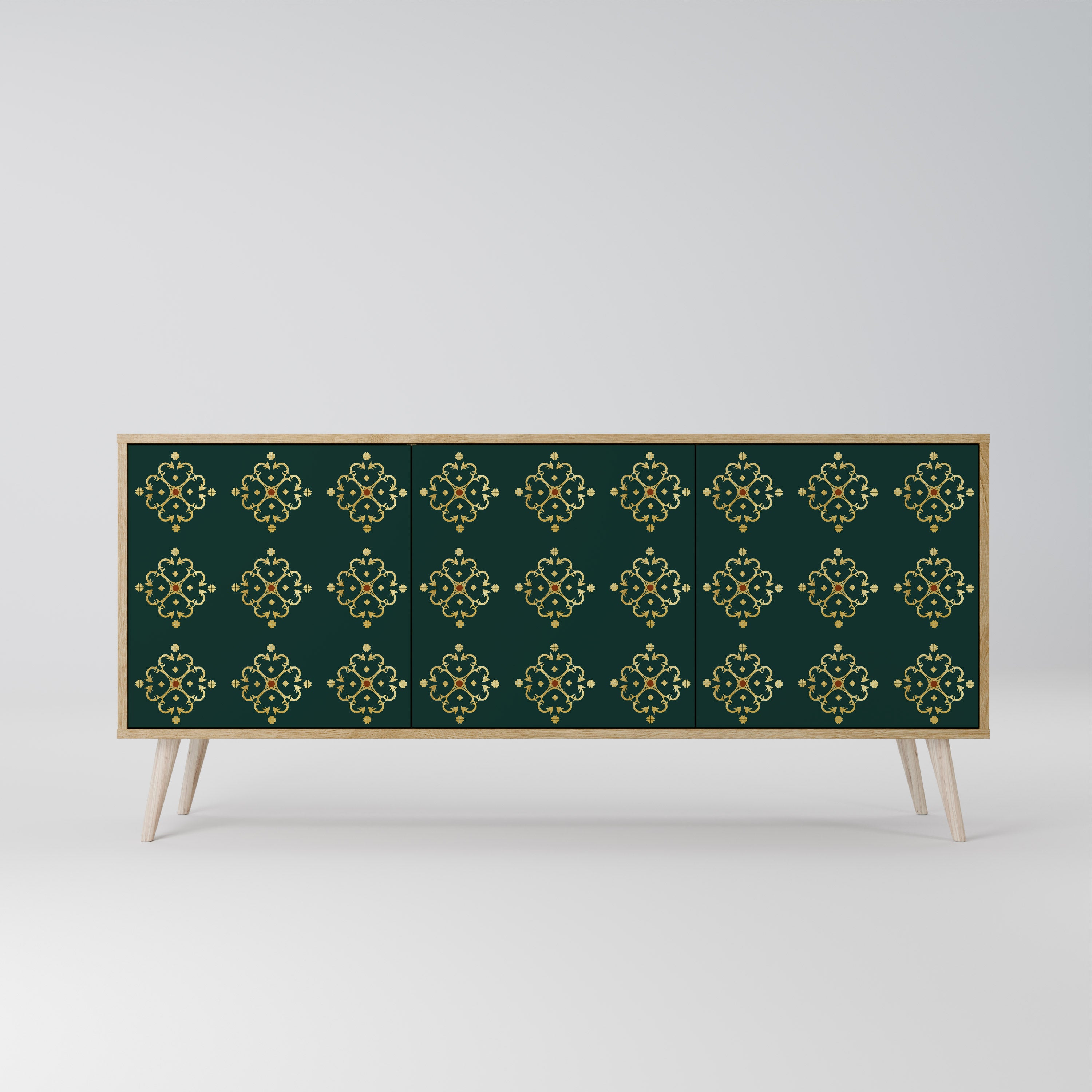 ROYAL MEDALLION 3-Door Sideboard in Oak Effect