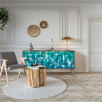 TURQUOISE RECTANGLES Aparador de 3 Puertas en Efecto Roble