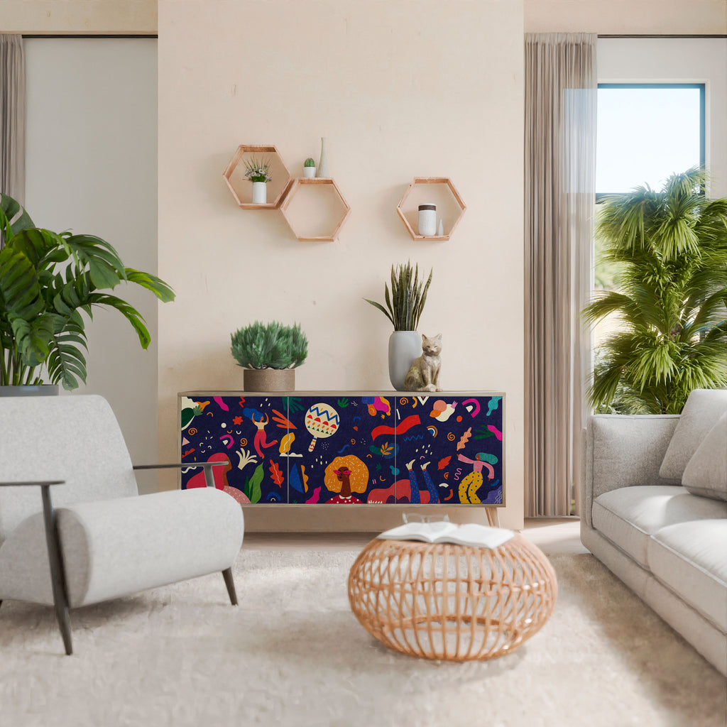 Aparador de 3 puertas PLACERES FESTIVOS con efecto roble