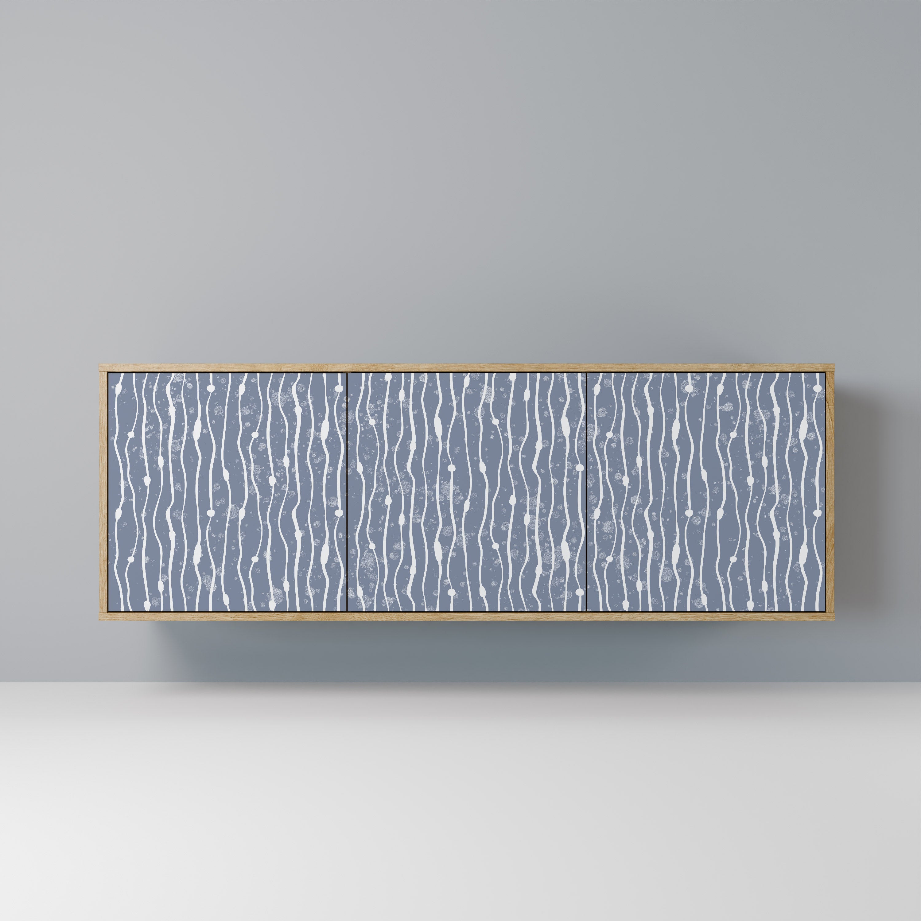 GRAPHITE RAIN 3-Door Sideboard in Oak Effect