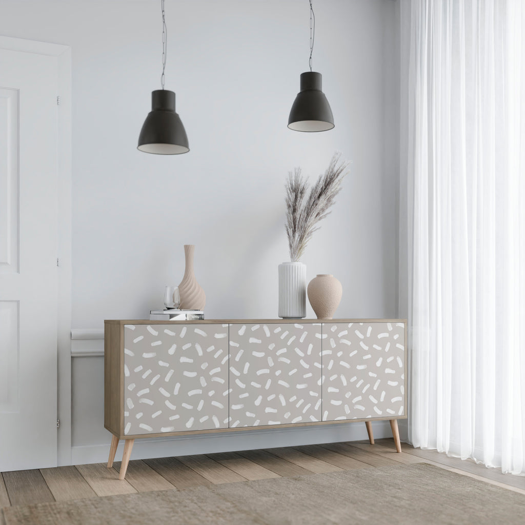 PASSING SECONDS 3-Door Sideboard in Oak Effect