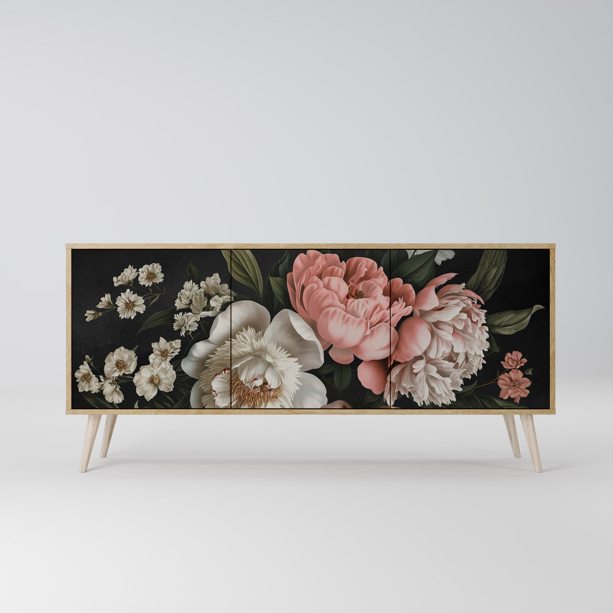 LUSH ELEGANCE 3-Door Sideboard