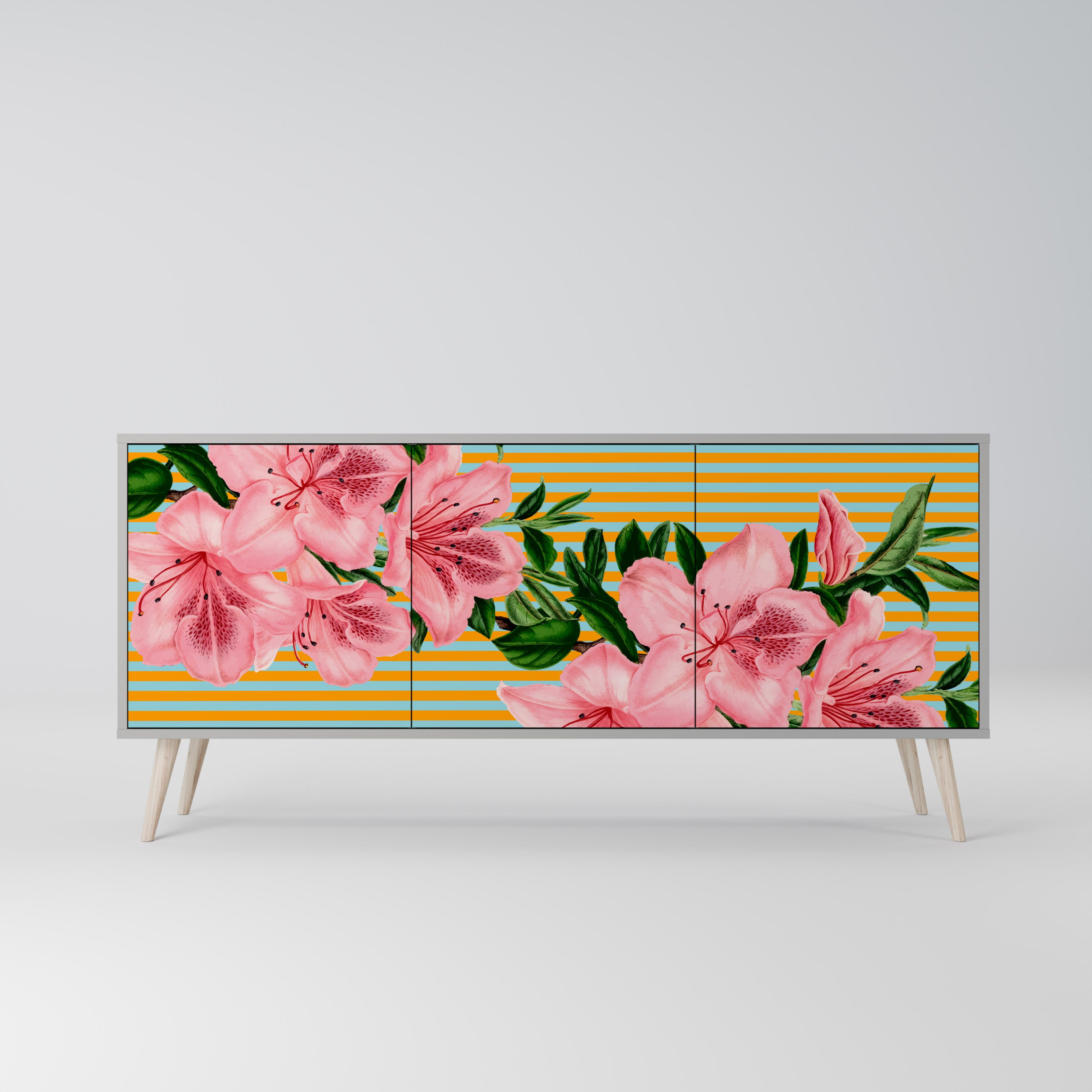 FRAGILE BEAUTY 3-Door Sideboard in Grey Finish