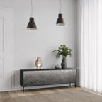 TESSELATED GRAYISH Mueble de TV de 3 Puertas en Acabado Negro