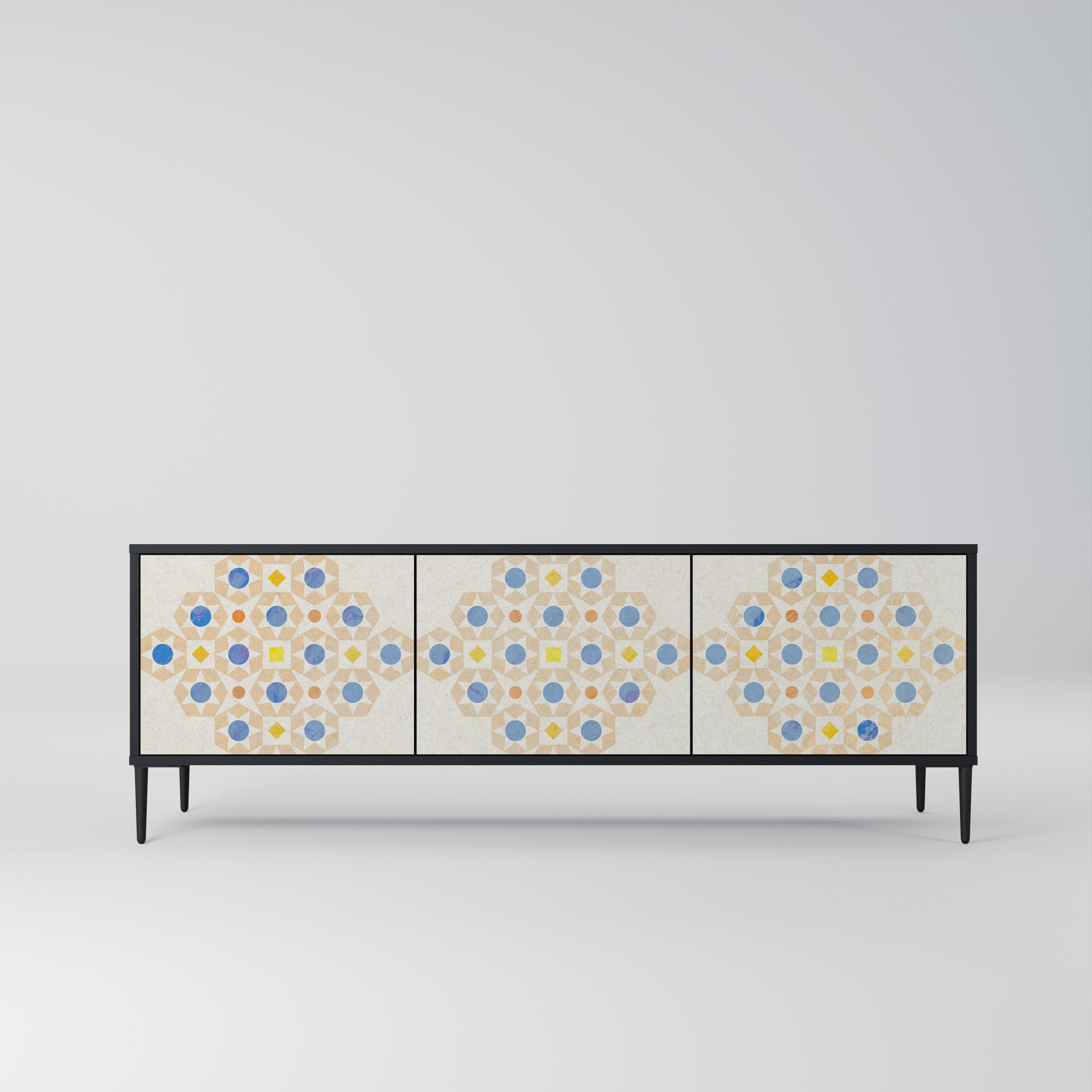 Mueble de TV de 3 puertas con diseño de prisma estampado en acabado negro