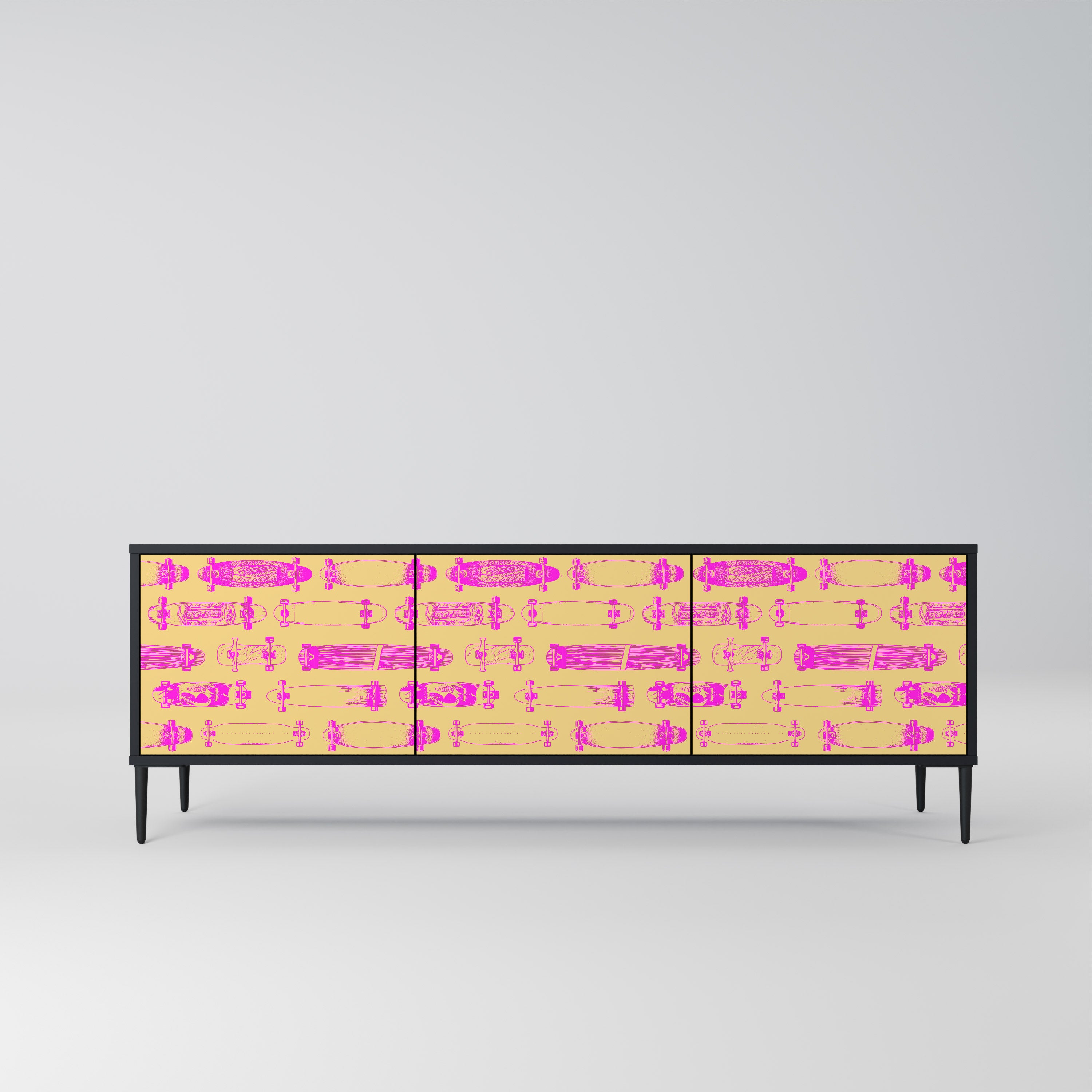 Mueble de TV de 3 puertas SKATEBOARD ARTISTRY con acabado negro