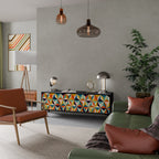 TESSELATE TREASURES Mueble de TV de 3 Puertas en Acabado Negro