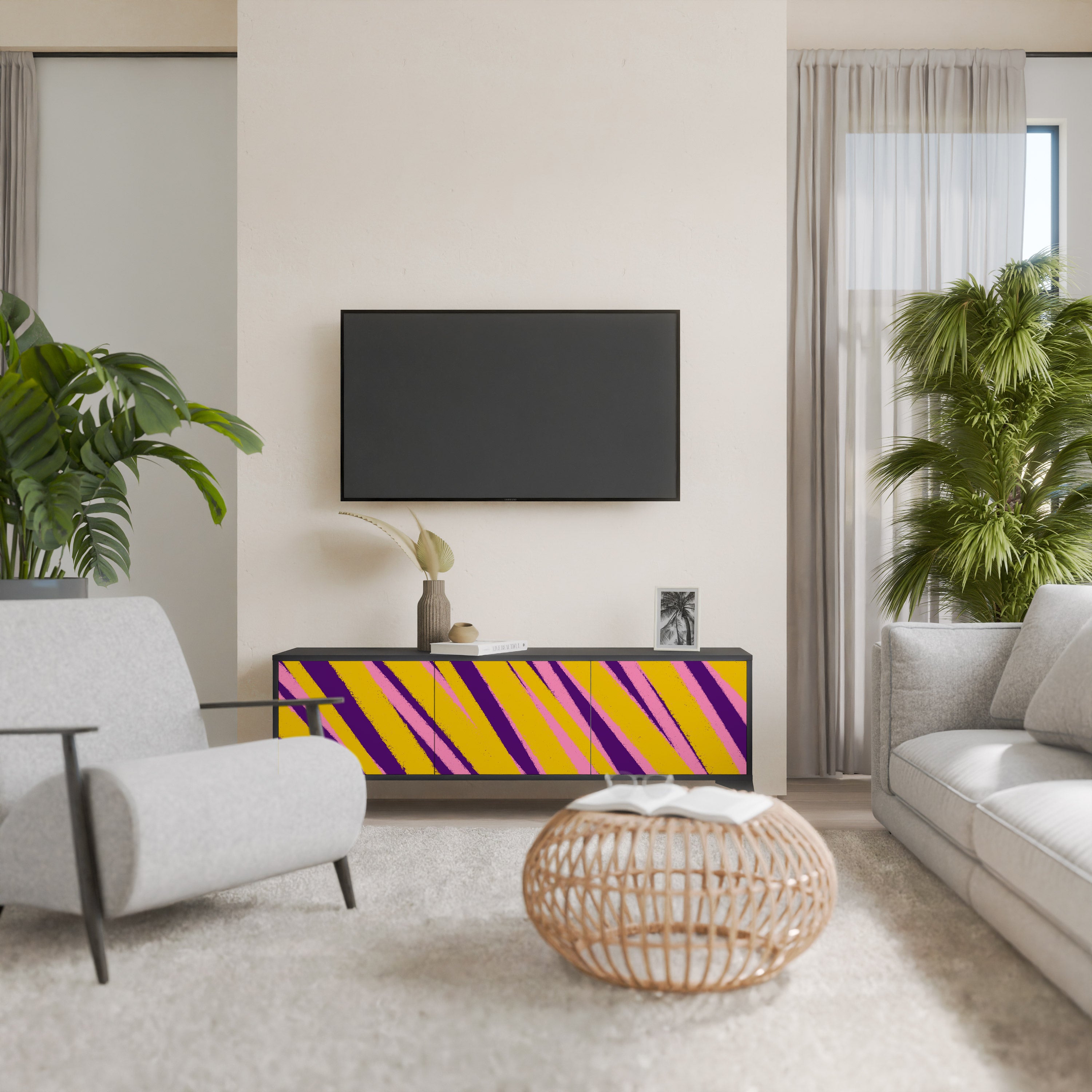 Los sueños se hacen realidad. Mueble de TV de 3 puertas con acabado negro.