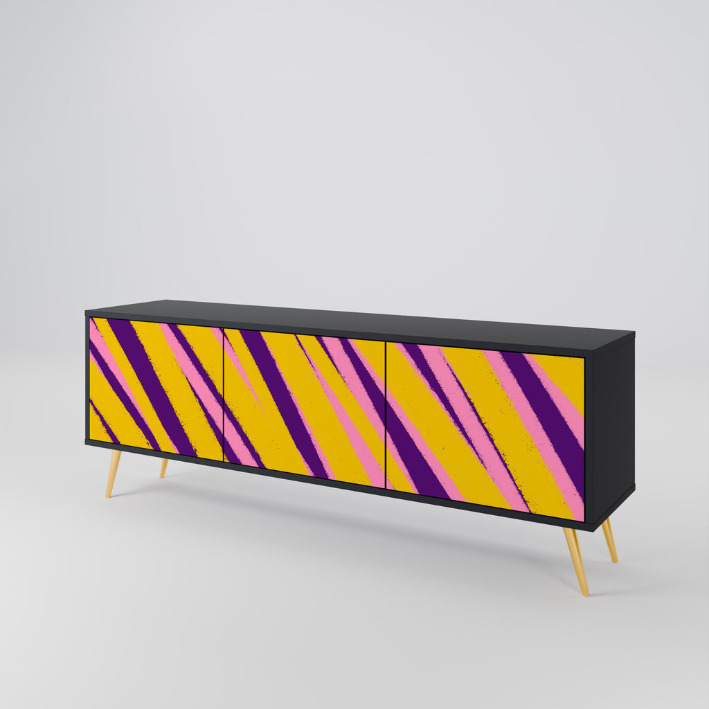 Los sueños se hacen realidad. Mueble de TV de 3 puertas con acabado negro.